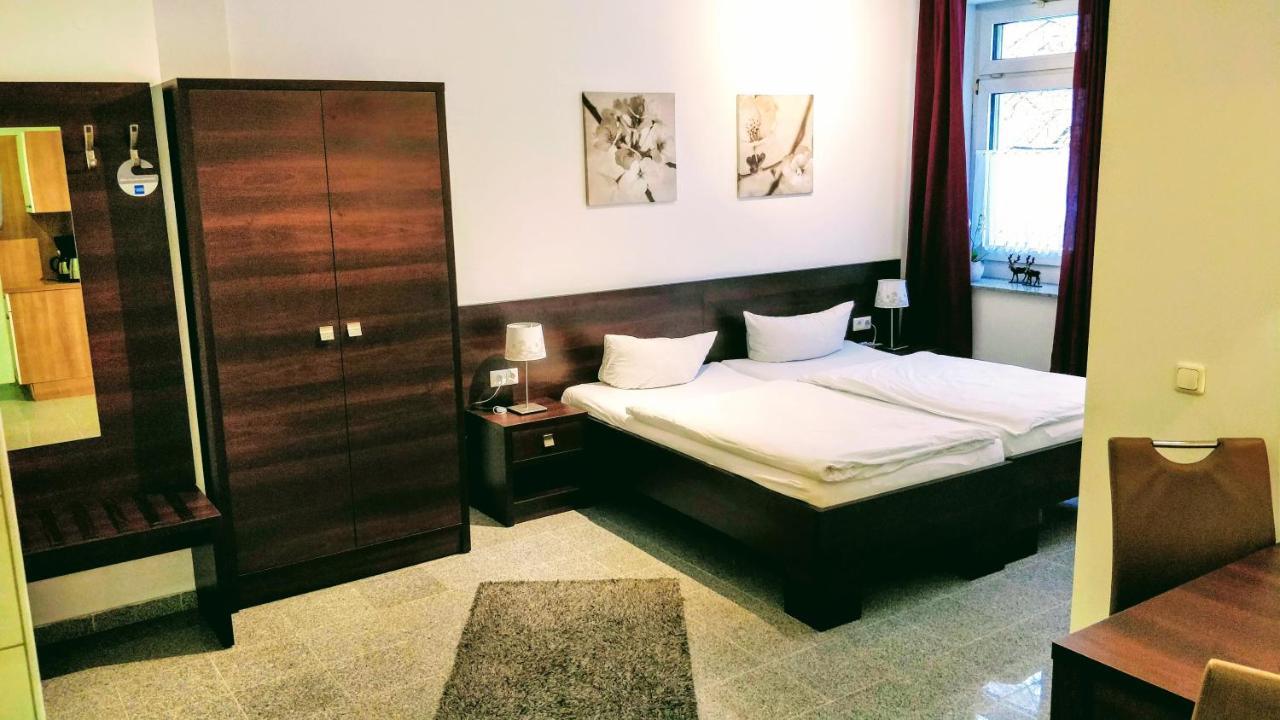 Boardinghouse - Stadtvilla Budget Schweinfurt Exteriör bild