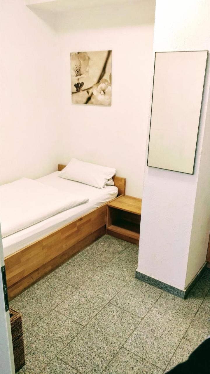 Boardinghouse - Stadtvilla Budget Schweinfurt Exteriör bild